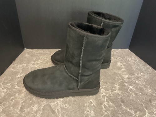 Womens ugg classic short - womens,