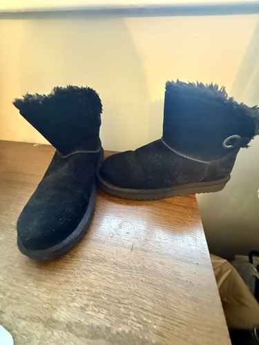 Koolaburra ugg size 8 - by,